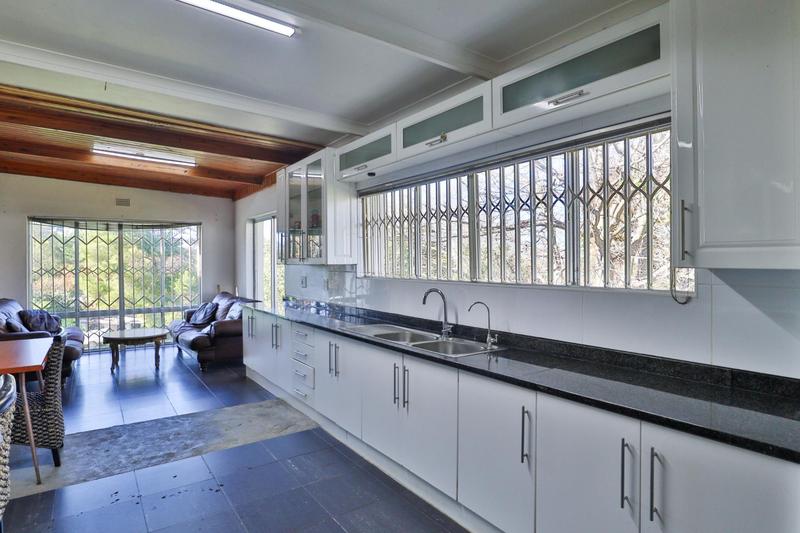 11 Bedroom Property for Sale in Constantia Western Cape